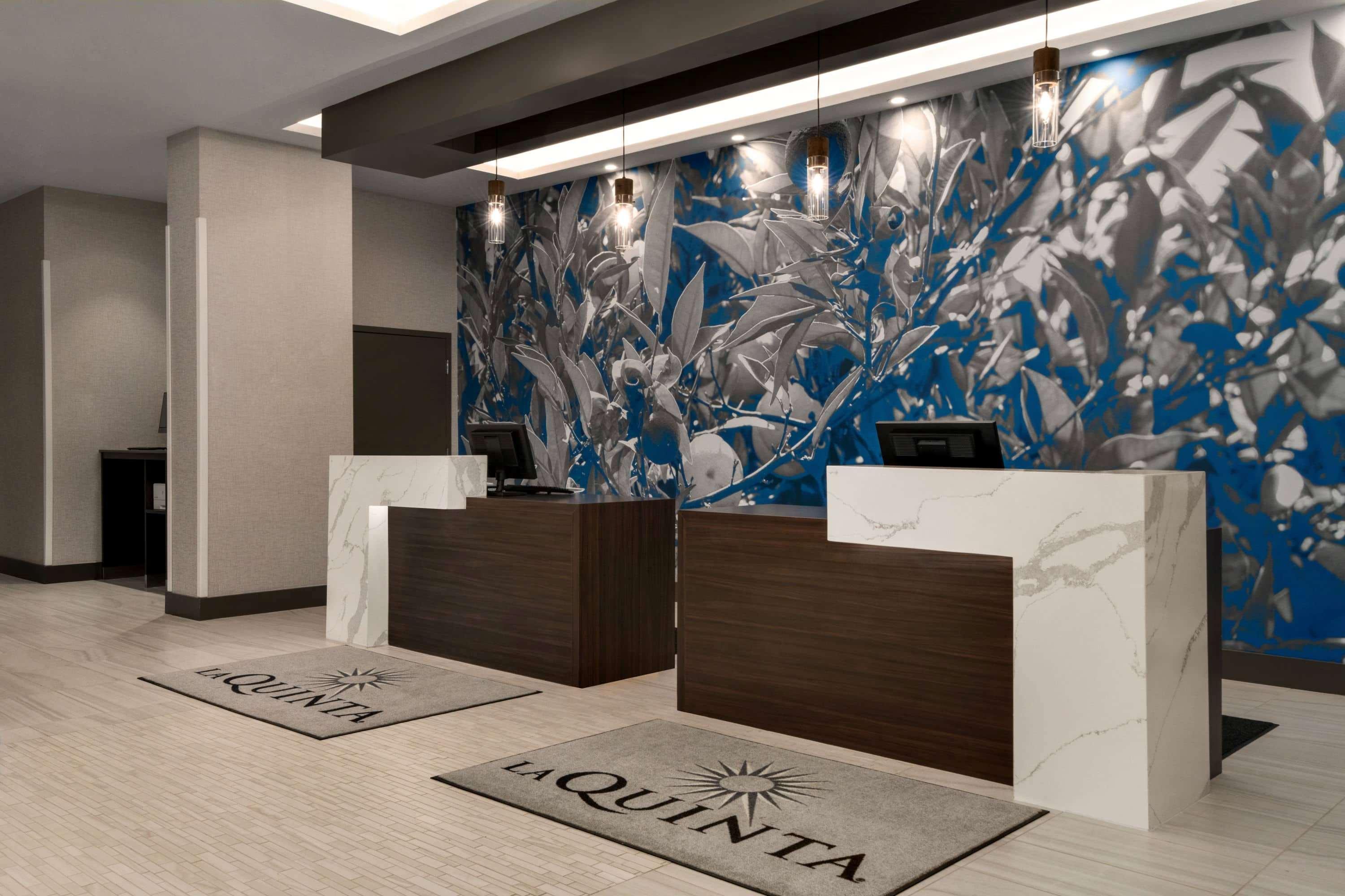 La Quinta Inn & Suites By Wyndham Orlando I-Drive Theme Parks Williamsburg المظهر الخارجي الصورة