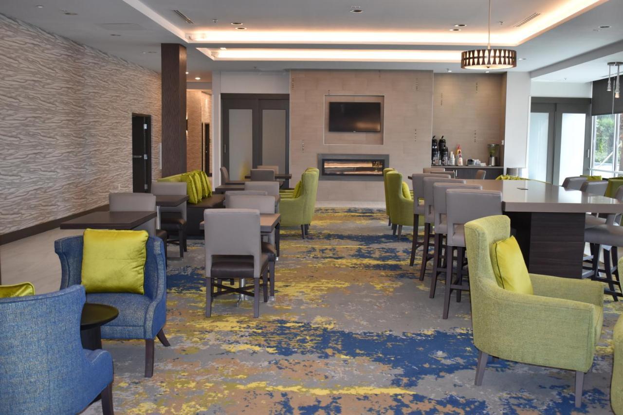 La Quinta Inn & Suites By Wyndham Orlando I-Drive Theme Parks Williamsburg المظهر الخارجي الصورة